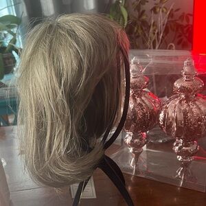 Women's Wig